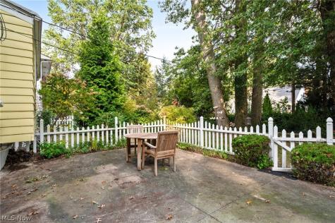 27026 Osborn Road Bay Village OH 44140
