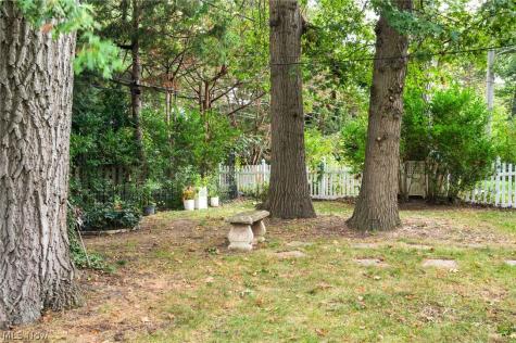 27026 Osborn Road Bay Village OH 44140
