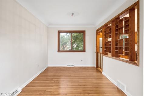 27026 Osborn Road Bay Village OH 44140