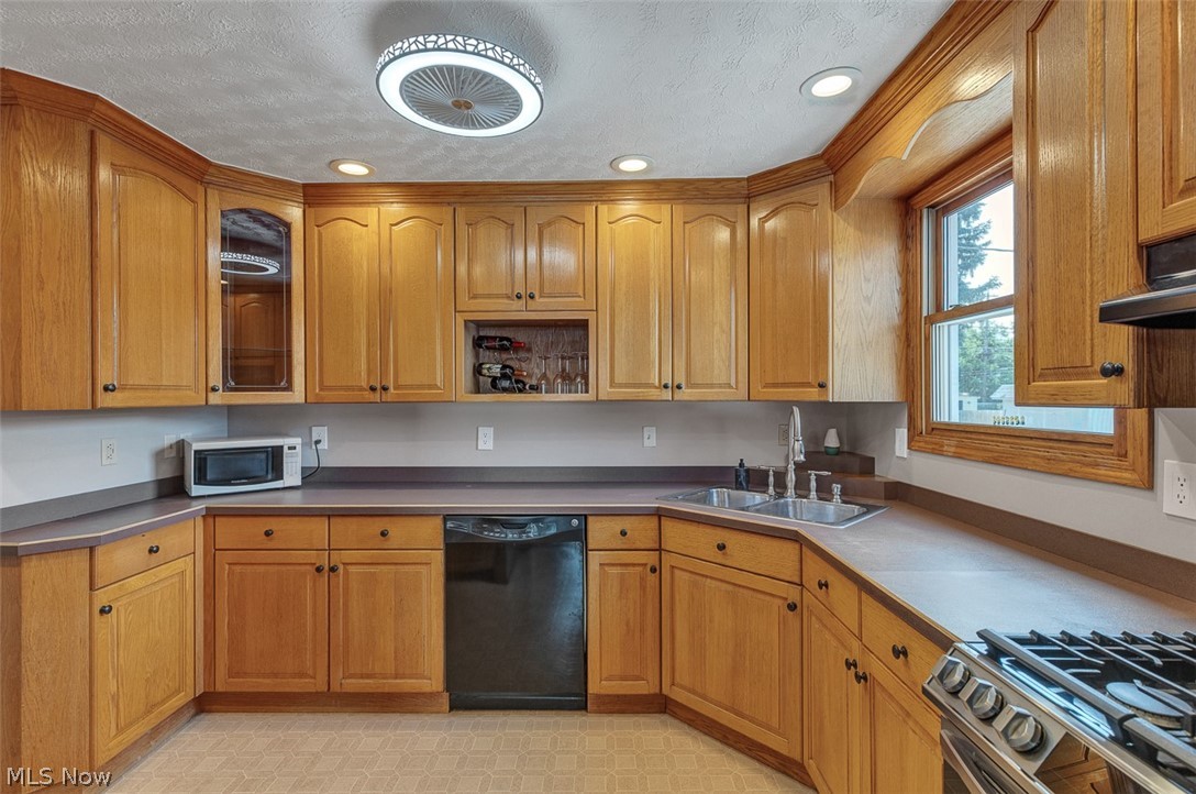 4107 Torrington Avenue Parma OH 44134