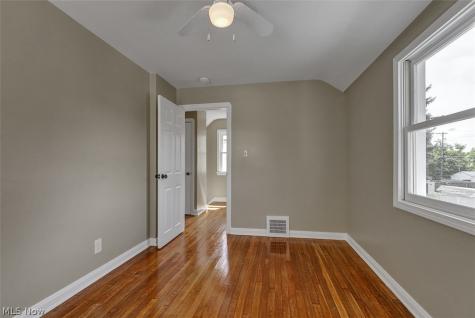 4107 Torrington Avenue Parma OH 44134