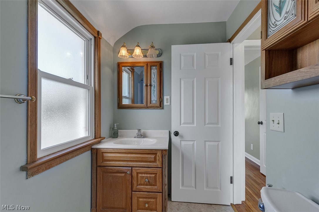 4107 Torrington Avenue Parma OH 44134