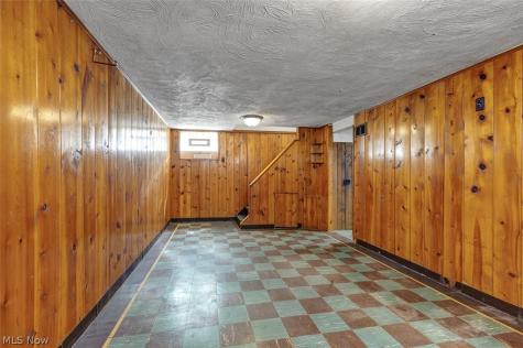 4107 Torrington Avenue Parma OH 44134