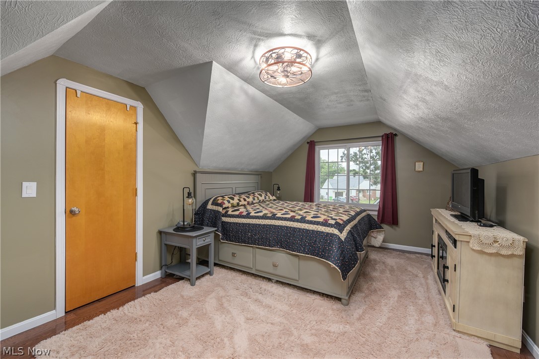 27200 Fullerwood Drive Euclid OH 44132