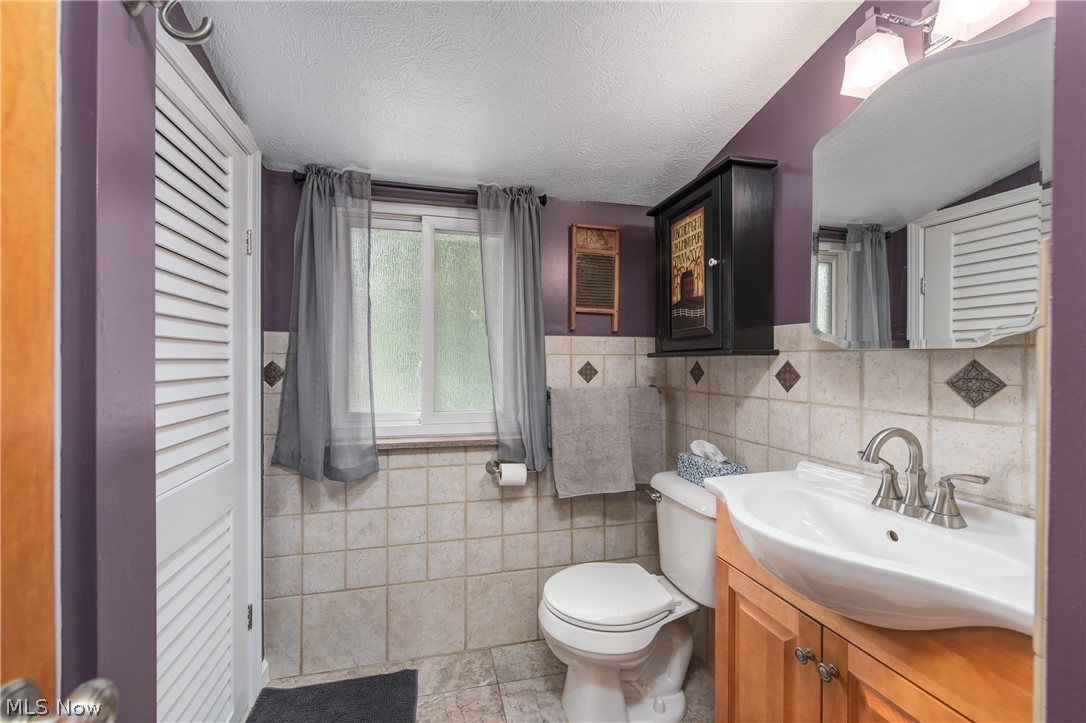 27200 Fullerwood Drive Euclid OH 44132