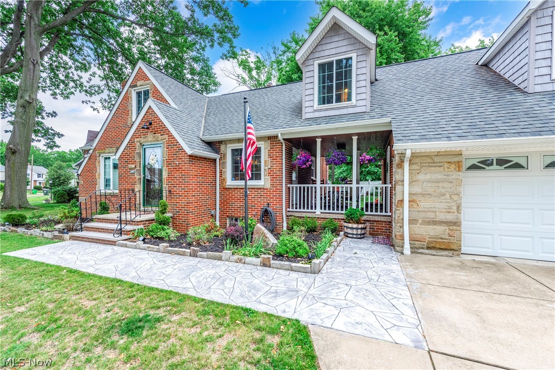27200 Fullerwood Drive Euclid OH 44132