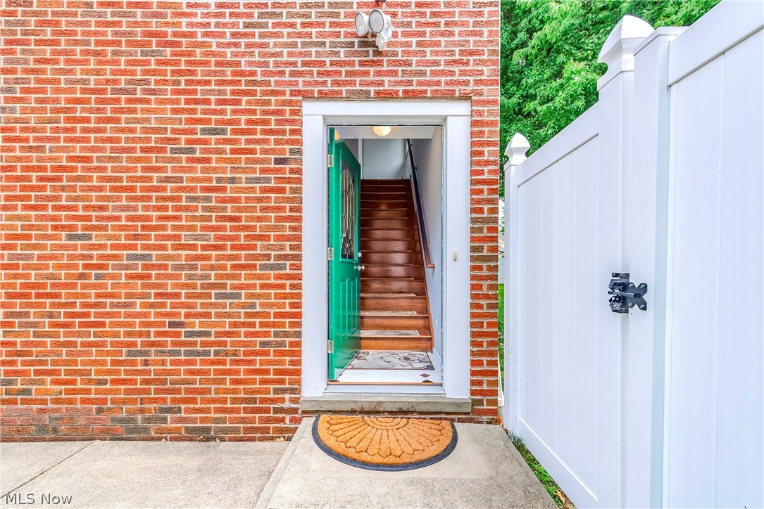 27200 Fullerwood Drive Euclid OH 44132