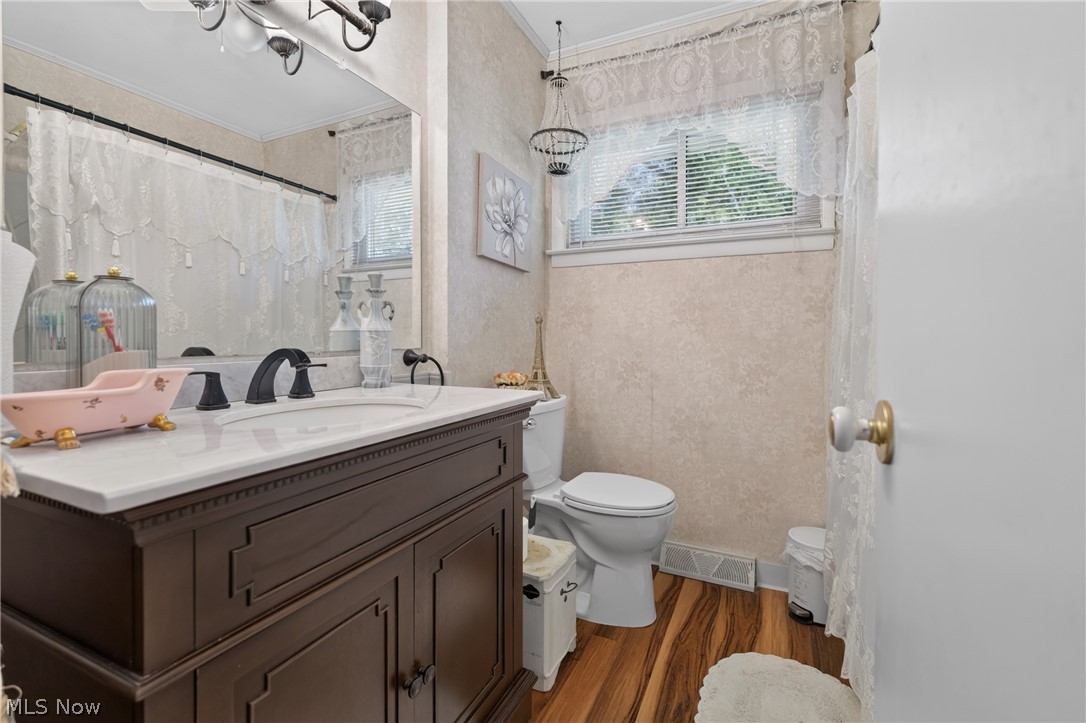 4385 Stoneybrook Drive SE Warren OH 44484