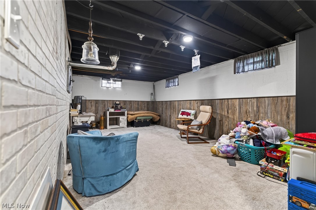 4385 Stoneybrook Drive SE Warren OH 44484