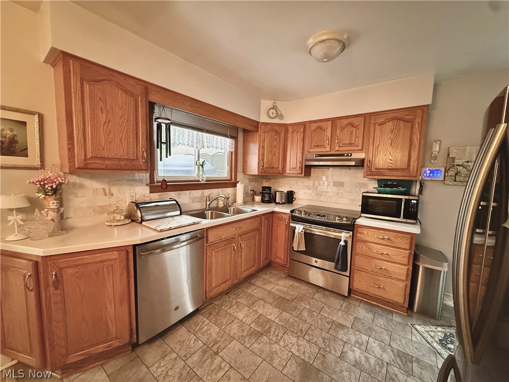 4385 Stoneybrook Drive SE Warren OH 44484