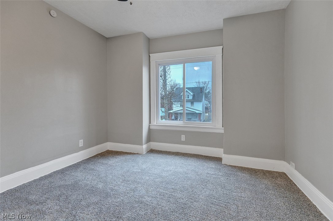 9013 Empire Avenue Cleveland OH 44108