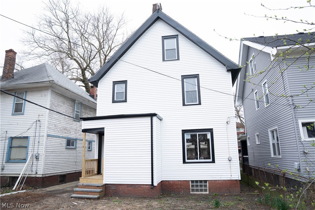 9013 Empire Avenue Cleveland OH 44108