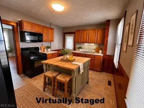 625 Second Street Marietta OH 45750