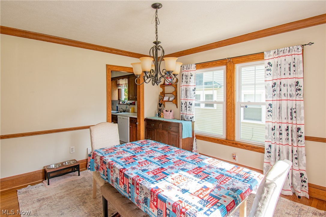 706 Crestview Avenue Akron OH 44320
