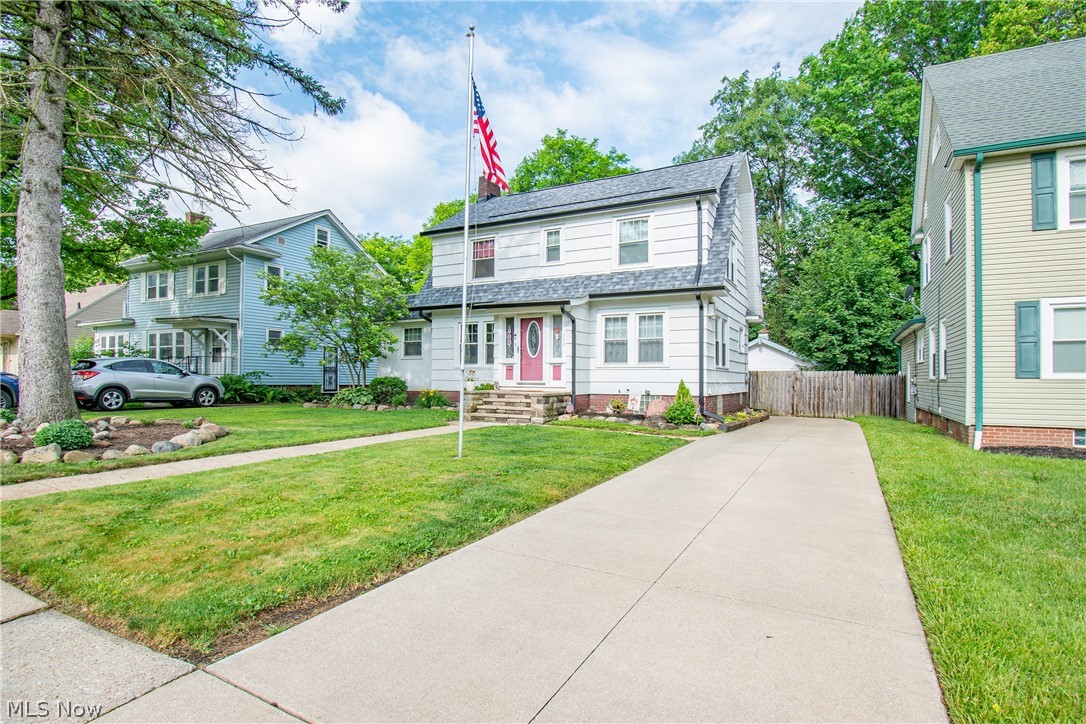 706 Crestview Avenue Akron OH 44320