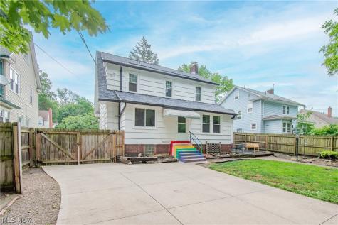 706 Crestview Avenue Akron OH 44320