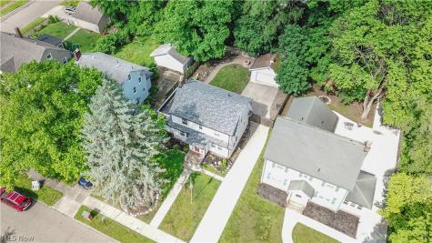 706 Crestview Avenue Akron OH 44320