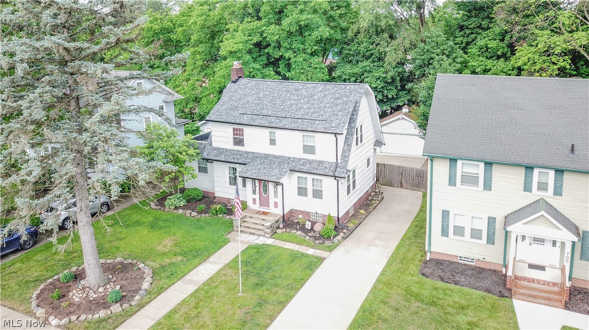 706 Crestview Avenue Akron OH 44320