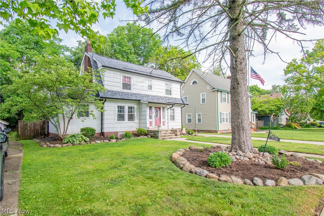 706 Crestview Avenue Akron OH 44320