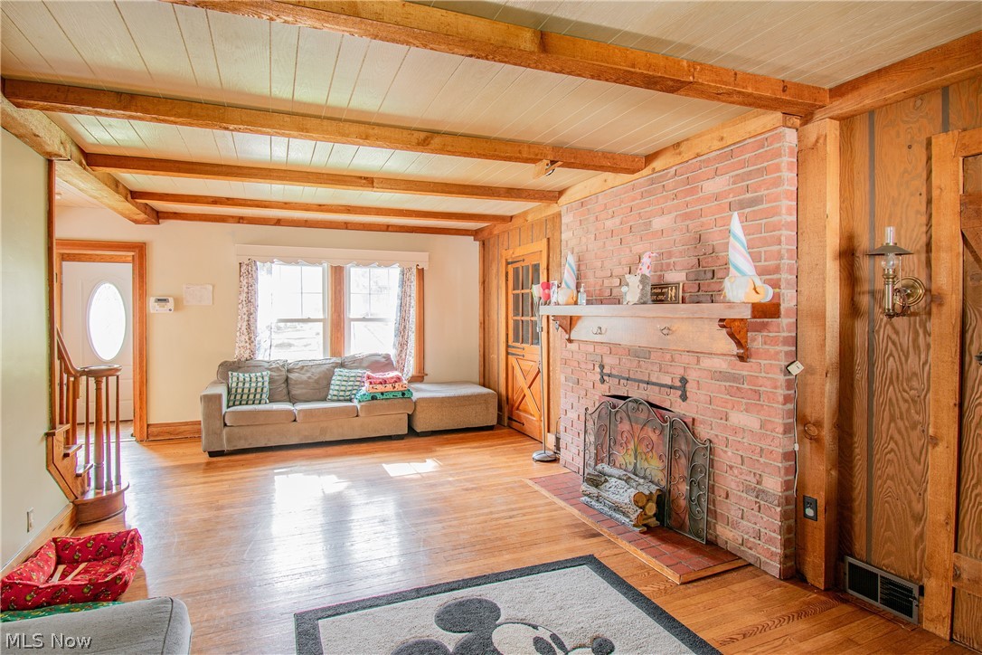 706 Crestview Avenue Akron OH 44320