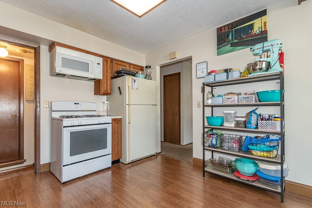 34840 Iris Lane Eastlake OH 44095