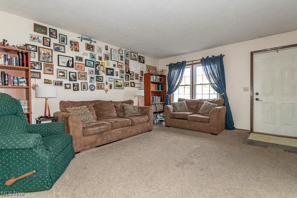 34840 Iris Lane Eastlake OH 44095