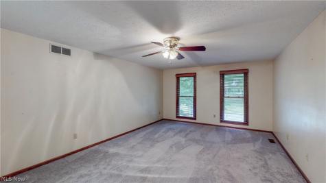 3846 Golden Wood Way Uniontown OH 44685