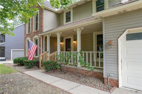 3846 Golden Wood Way Uniontown OH 44685