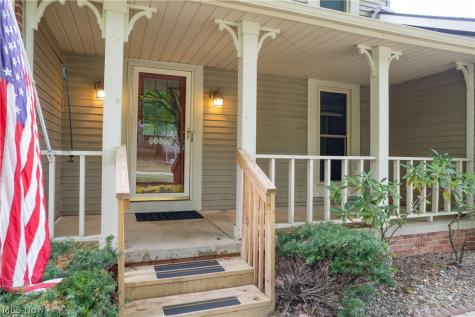 3846 Golden Wood Way Uniontown OH 44685