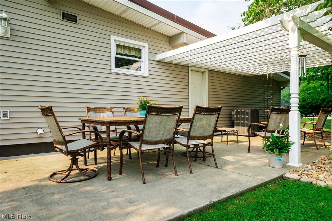14104 Nussbaum Road Dalton OH 44618