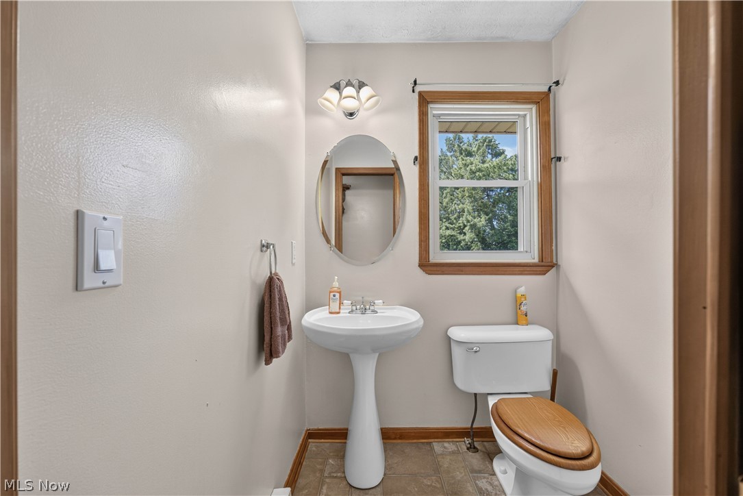 8956 W Smith Litchfield OH 44253