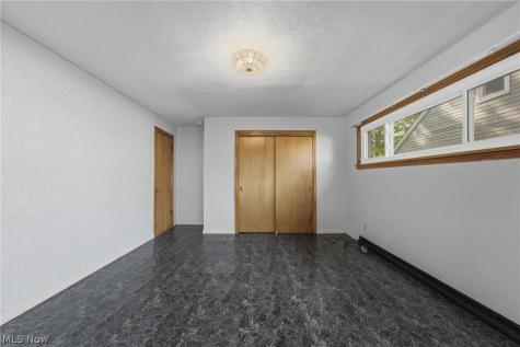 1315 Grove Street NE Canton OH 44721