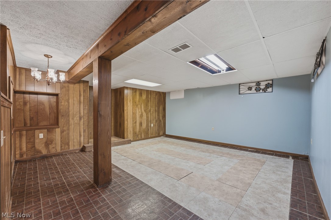 1315 Grove Street NE Canton OH 44721