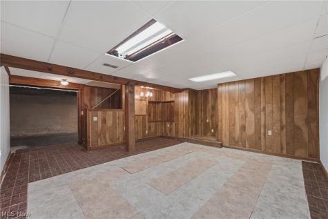 1315 Grove Street NE Canton OH 44721