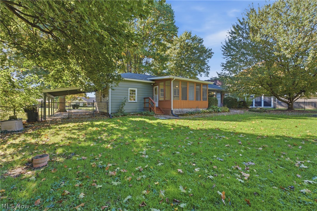 1315 Grove Street NE Canton OH 44721