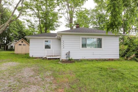 1562 State Route 303 Streetsboro OH 44241