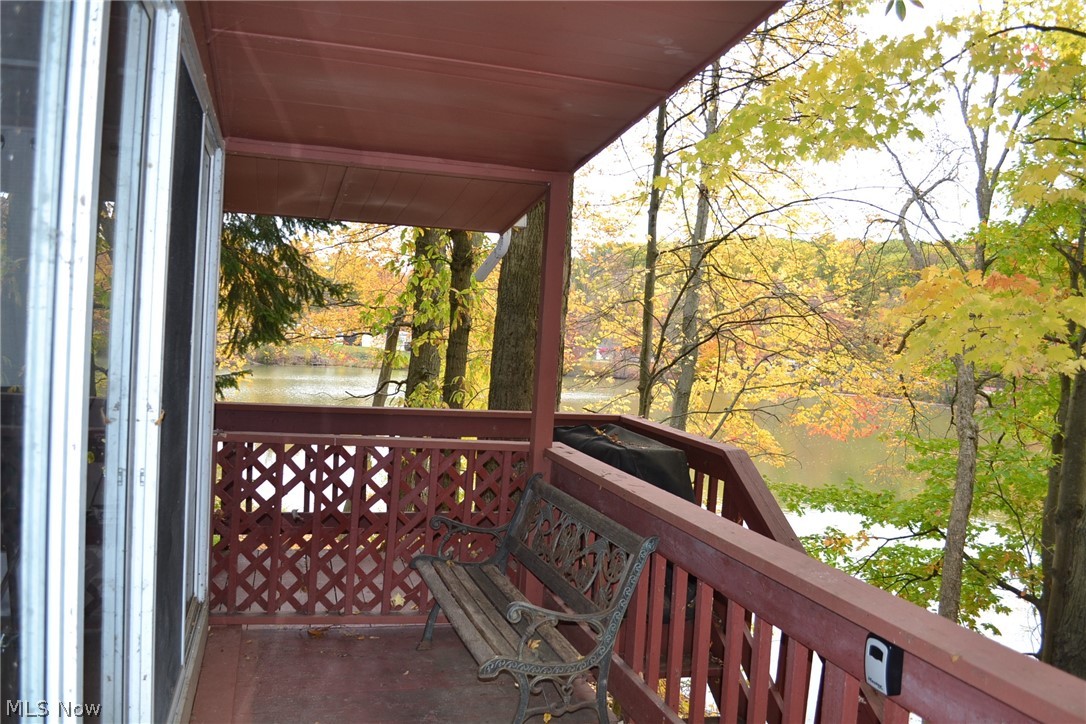 229 Lake Shore Terrace Warren OH 44481