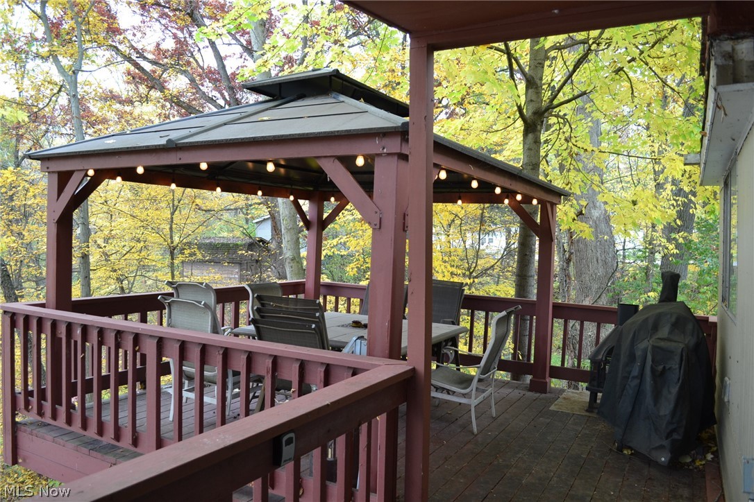 229 Lake Shore Terrace Warren OH 44481