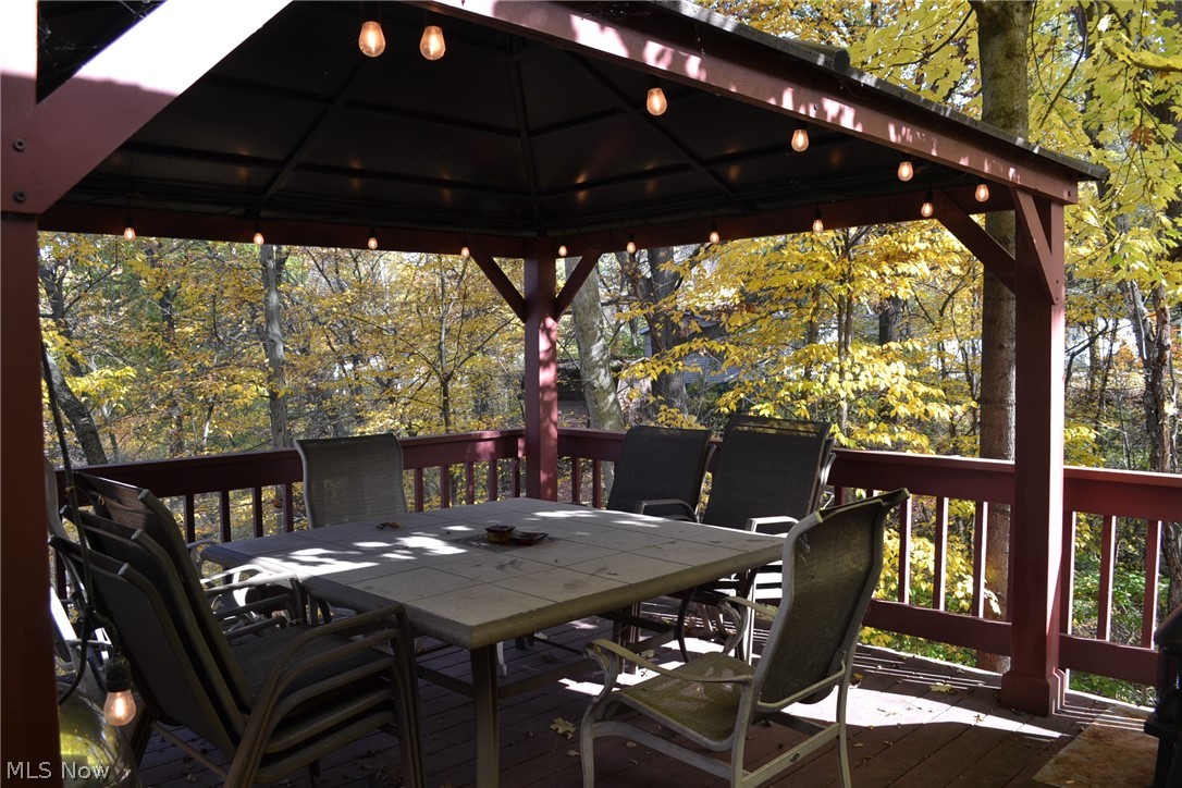 229 Lake Shore Terrace Warren OH 44481