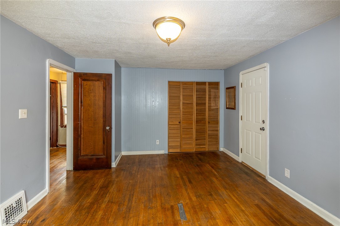 4432 W 58th Cleveland OH 44144