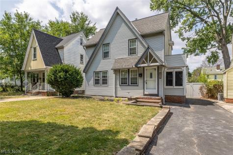 4432 W 58th Cleveland OH 44144