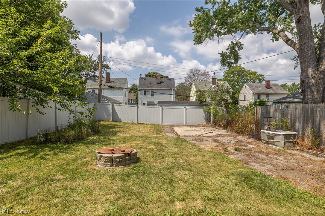 4432 W 58th Cleveland OH 44144