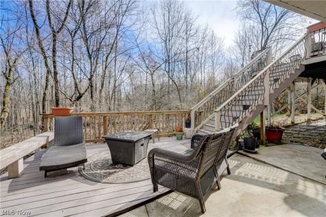 9 River Side Drive Rocky River OH 44116