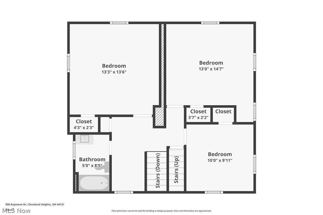 906 Keystone Drive Cleveland Heights OH 44121