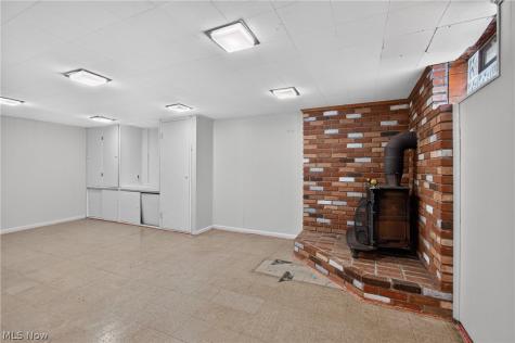 4633 Packard Avenue NW Canton OH 44709