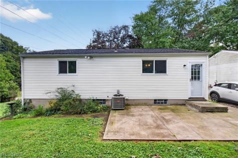 4633 Packard Avenue NW Canton OH 44709