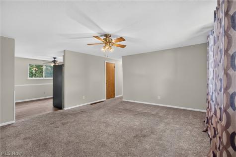 4633 Packard Avenue NW Canton OH 44709