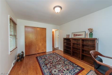 20212 Parklane Rocky River OH 44116