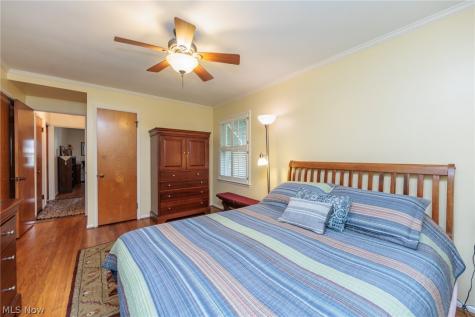 20212 Parklane Rocky River OH 44116