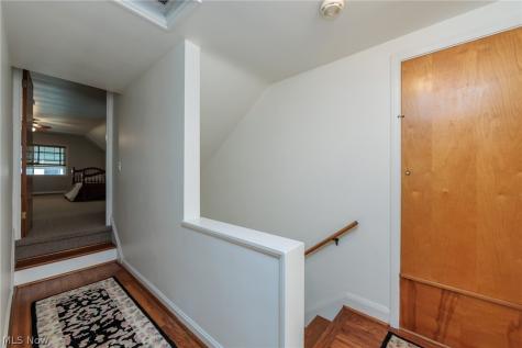 20212 Parklane Rocky River OH 44116